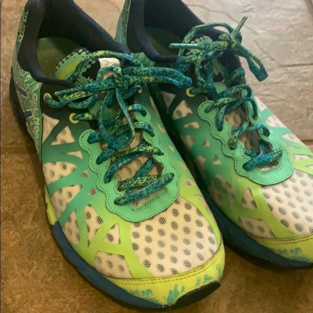 ASICS gel-noosa tri shoes